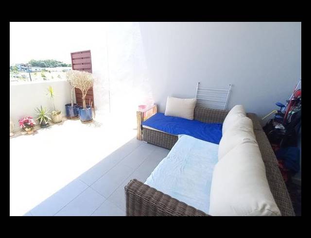 2 BEDROOM APARTMENT FOR SALE IN UMHLANGA RIDGE